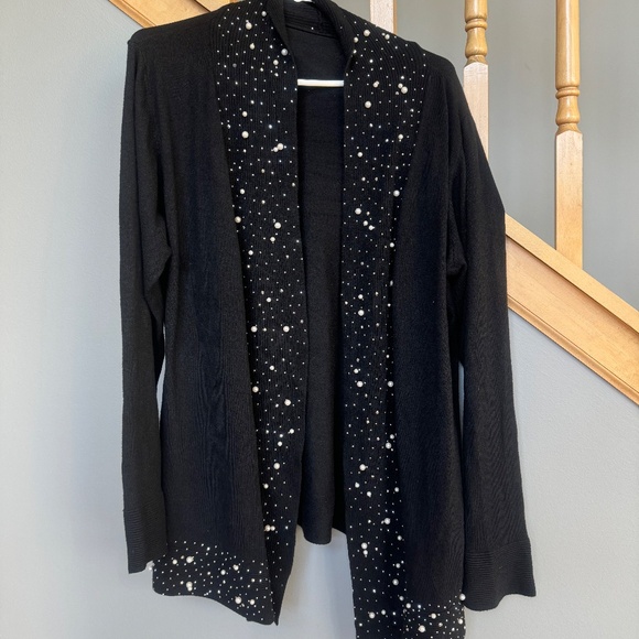 Chic Black Embellished Cardigan - Picture 3 of 3